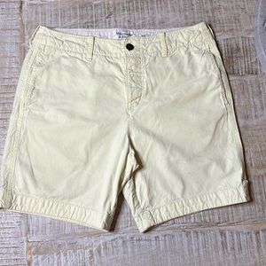 Abercrombie & Fitch 8” Shorts